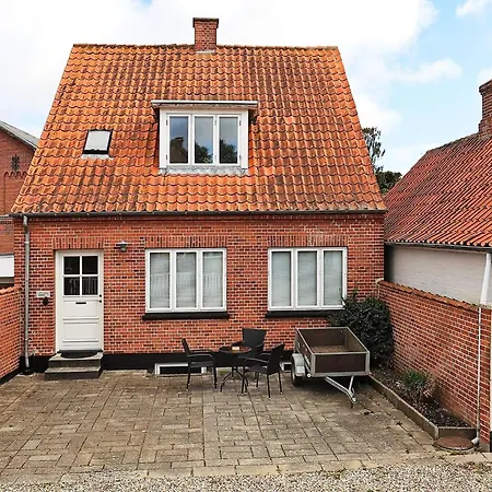 3 Person In Aeroskobing-by Traum Ærøskøbing